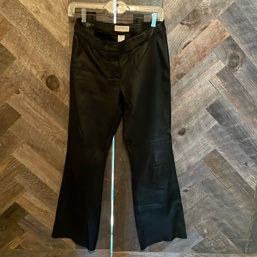 Hugo Buscati collection Black size 8 Leather pants.